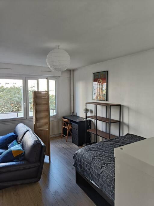 Equipe Proche Ligne 14 Appartement *